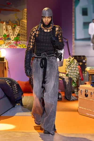 Look 36